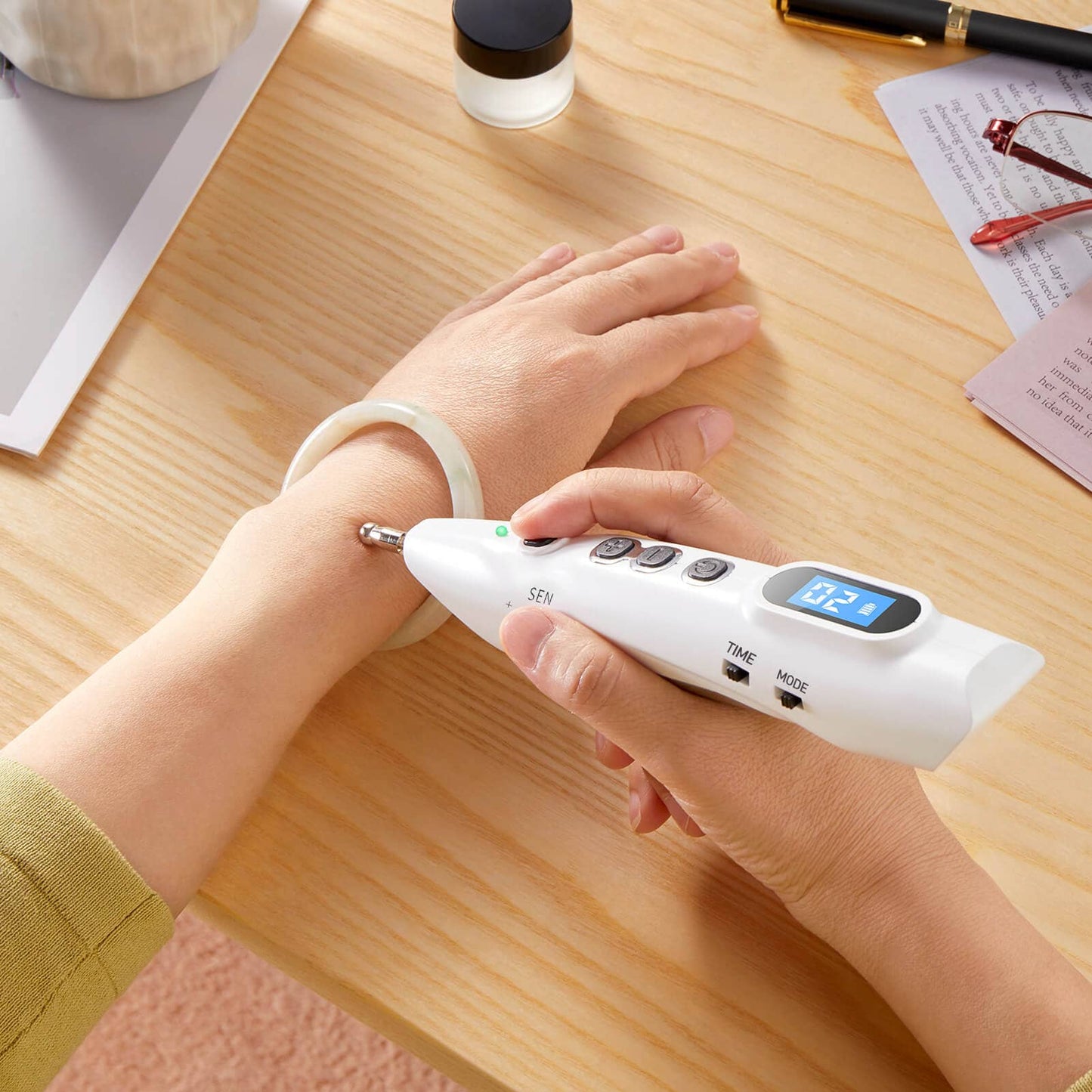 Electronic Acupoint Acupressure Massage Meridian Energy Acupuncture Stimulator Pen